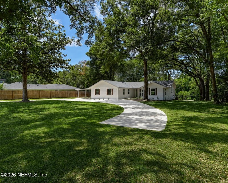 1277 Lake Asbury Dr, Green Cove Springs, FL 32043