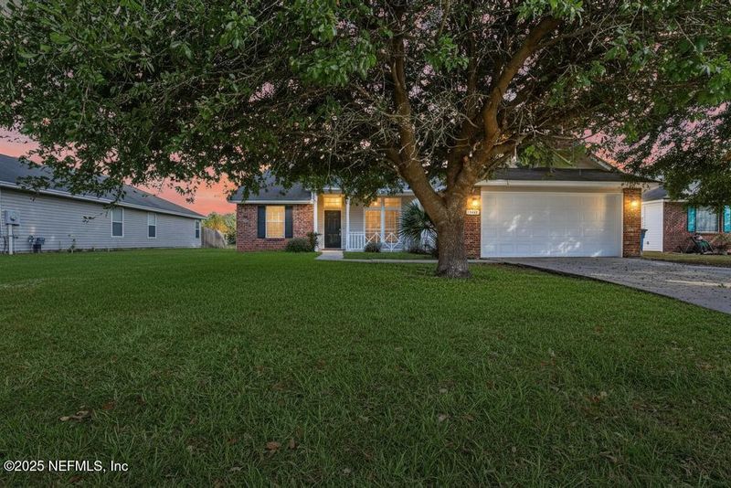 12782 Dunns View Dr, Jacksonville, FL 32218