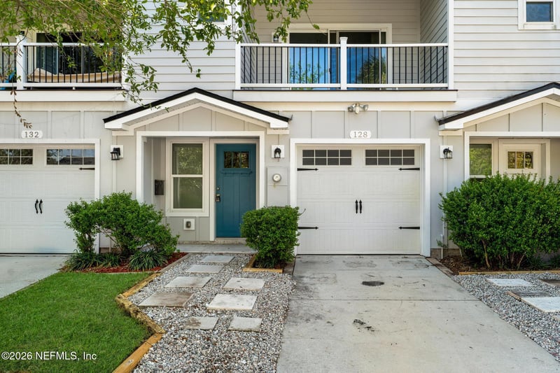 128 S 10th St, Jacksonville Beach, FL 32250