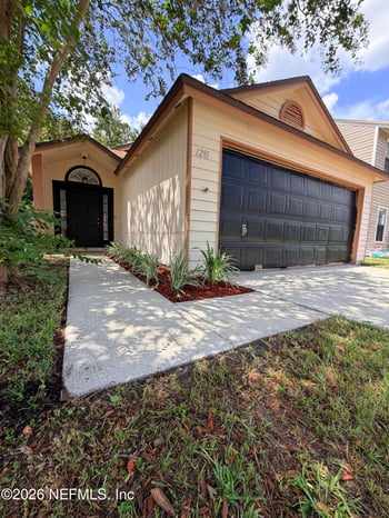 1281 Independence Dr, Orange Park, FL 32065