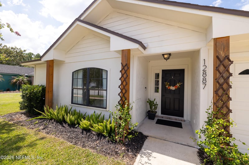 12887 Bentwater Dr, Jacksonville, FL 32246