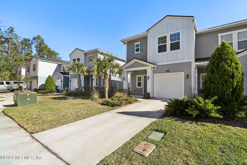 12887 Ludo Rd, Jacksonville, FL 32258