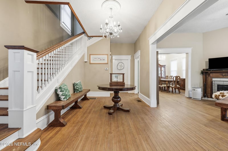 129 W 9th St, Jacksonville, FL 32206