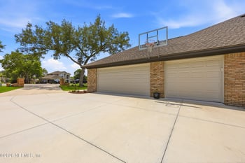 1292 Creek Bend Rd, St Johns, FL 32259