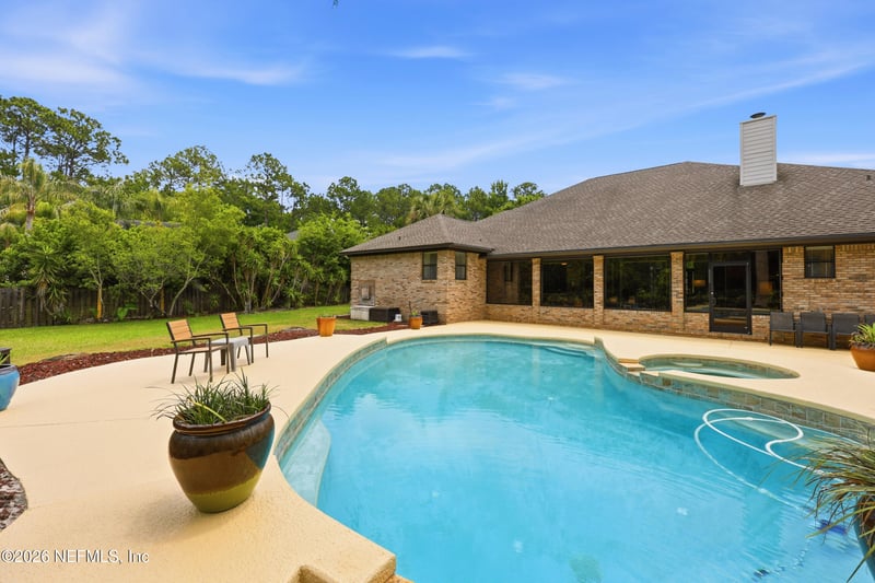 1292 Creek Bend Rd, St Johns, FL 32259
