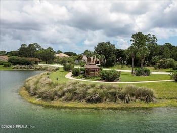13 Old Oak Dr N, Palm Coast, FL 32137