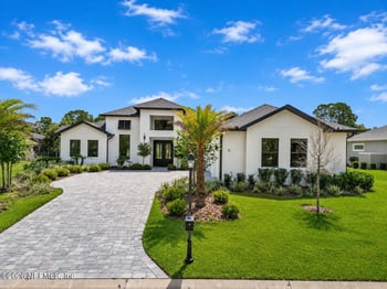 13 Old Oak Dr N, Palm Coast, FL 32137