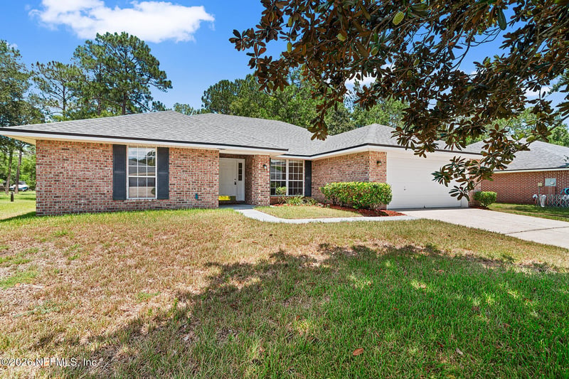 1301 Mcgirts Creek Dr E, Jacksonville, FL 32221