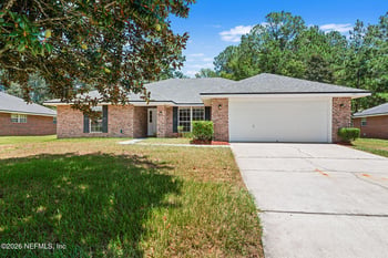 1301 Mcgrits Creek Dr E, Jacksonville, FL 32221