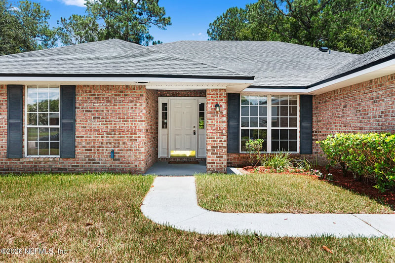 1301 Mcgrits Creek Dr E, Jacksonville, FL 32221