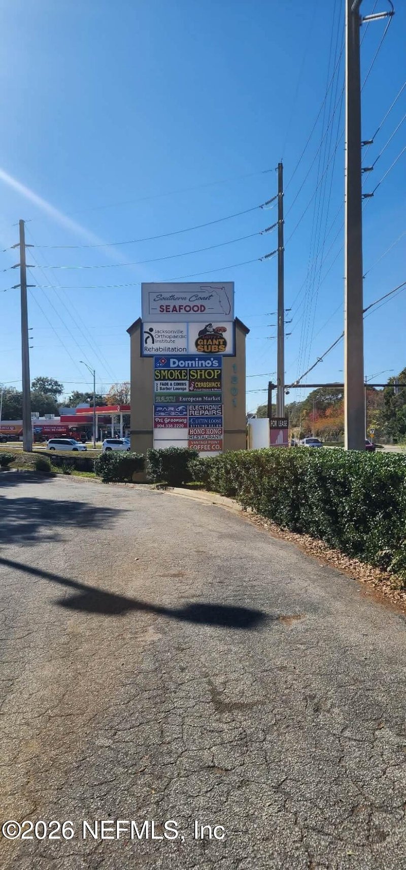 1301 Monument Rd #4, Jacksonville, FL 32225