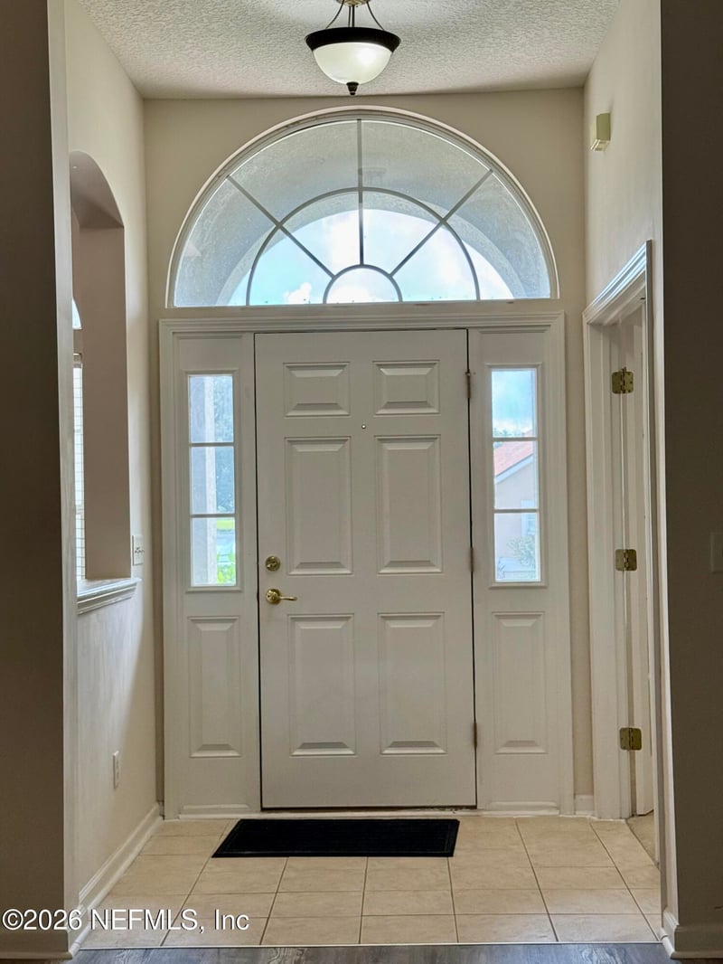 13012 Notre Dame Ln, Jacksonville, FL 32218