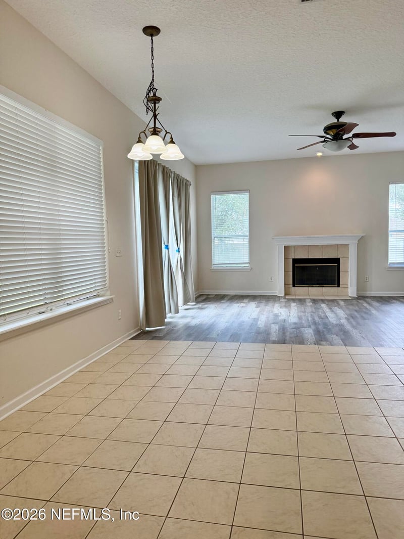 13012 Notre Dame Ln, Jacksonville, FL 32218