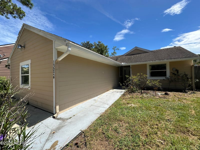 13024 Bent Pine Ct E, Jacksonville, FL 32246