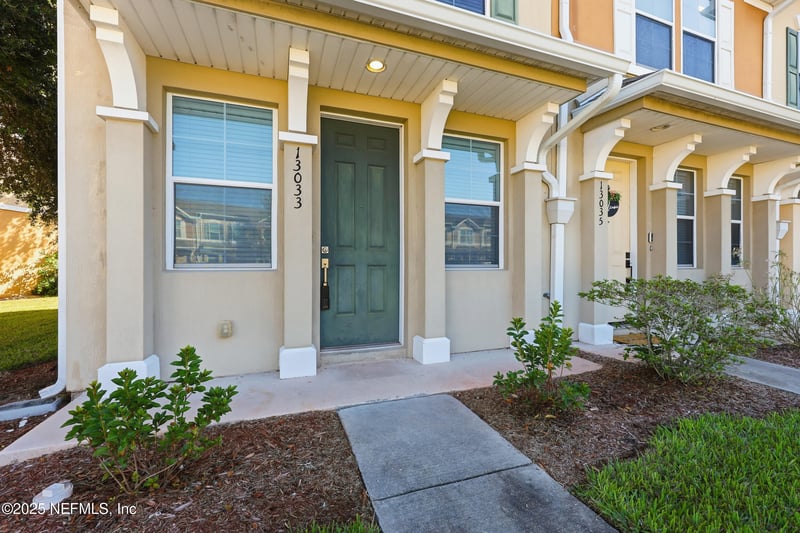 13033 Sunset Lake Dr, Jacksonville, FL 32258