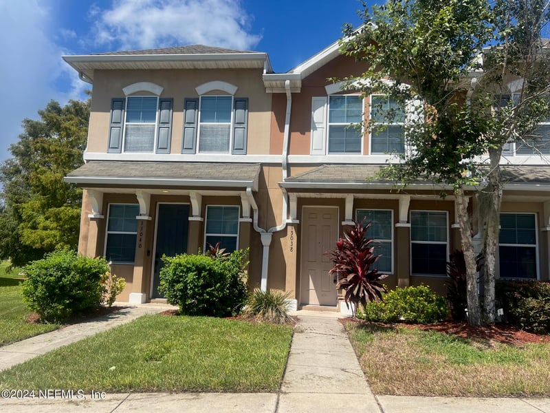 13038 Sunset Lake Dr, Jacksonville, FL 32258