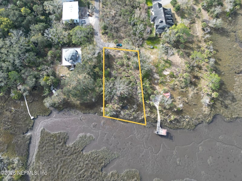 1304 Gladiola St, Atlantic Beach, FL 32233