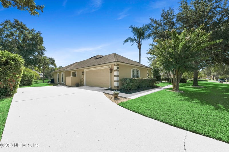 1304 Honeysuckle Dr, Jacksonville, FL 32259