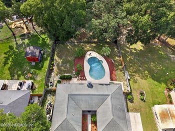 1305 Lake Asbury Dr, Green Cove Springs, FL 32043