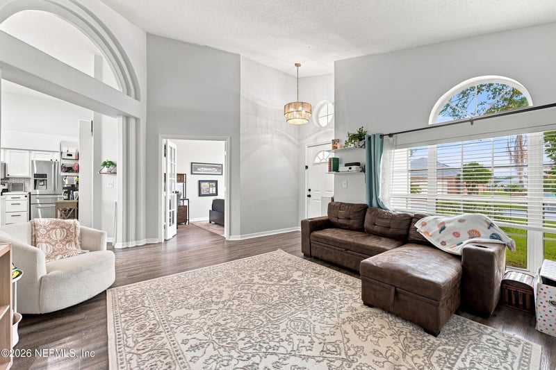 13055 Brians Creek Dr, Jacksonville, FL 32224