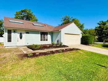 13058 Bent Pine Ct E, Jacksonville, FL 32246