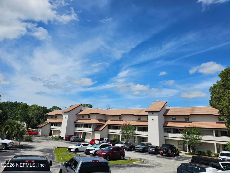 1307 River Hills Cir #16, Jacksonville, FL 32211