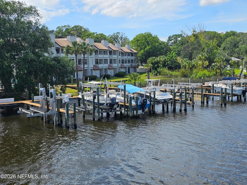 1307 River Hills Cir #16, Jacksonville, FL 32211