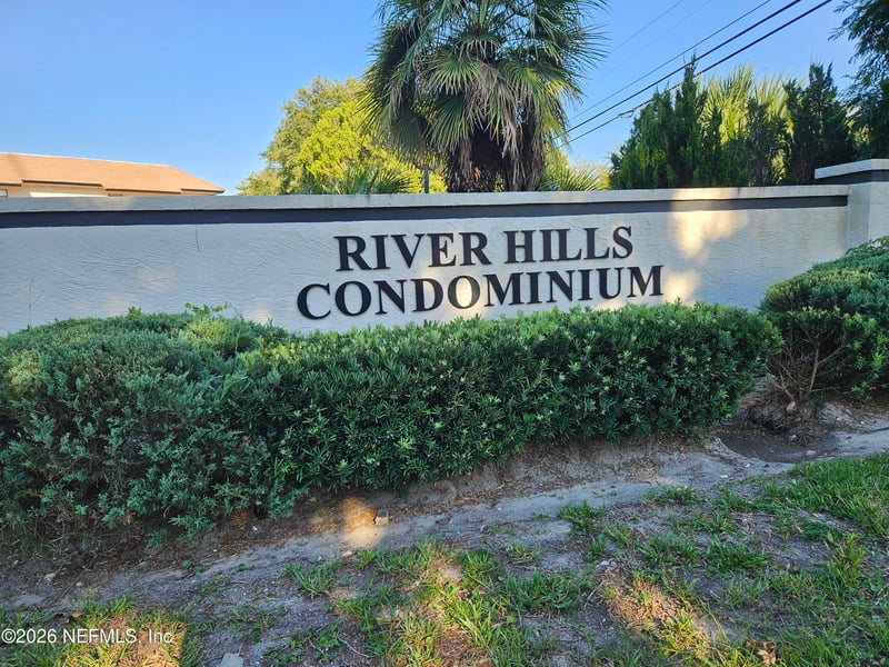 1307 River Hills Cir E #14, Jacksonville, FL 32211