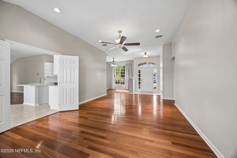 13093 S Chets Creek Dr, Jacksonville, FL 32224