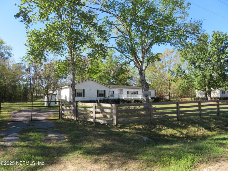 131 Mandrake St, Middleburg, FL 32068