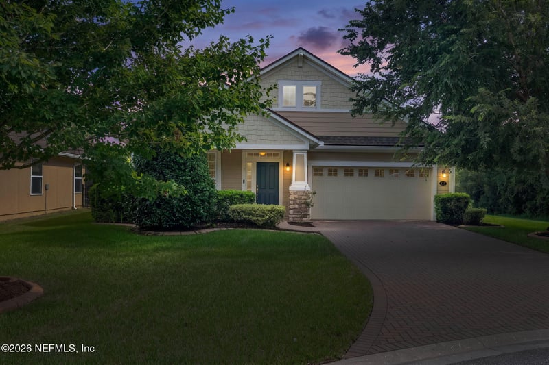 131 Old Carriage Ct, Jacksonville, FL 32081
