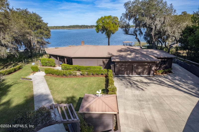 131 Quad Dr, Melrose, FL 32666