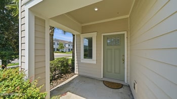 13106 Annies Walk Dr, Jacksonville, FL 32218