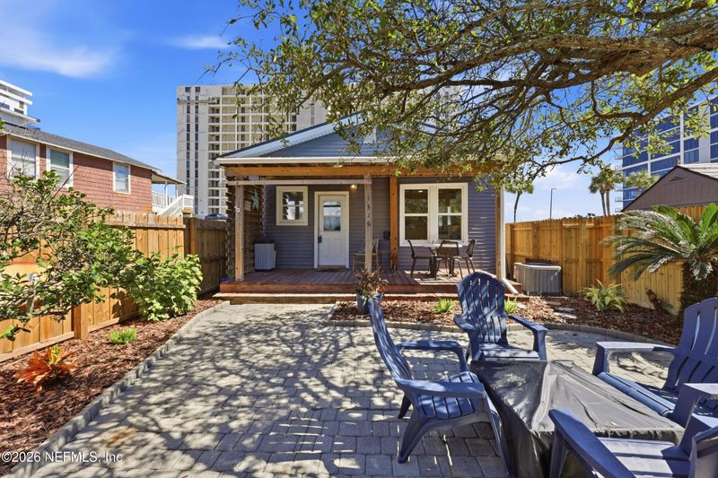 1316 1st St S, Jacksonville Beach, FL 32250