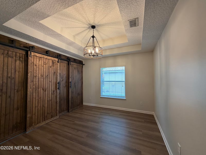 1316 E Chinaberry Ct, St Johns, FL 32259