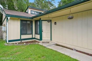 1317 Ellis Trace Dr W, Jacksonville, FL 32205