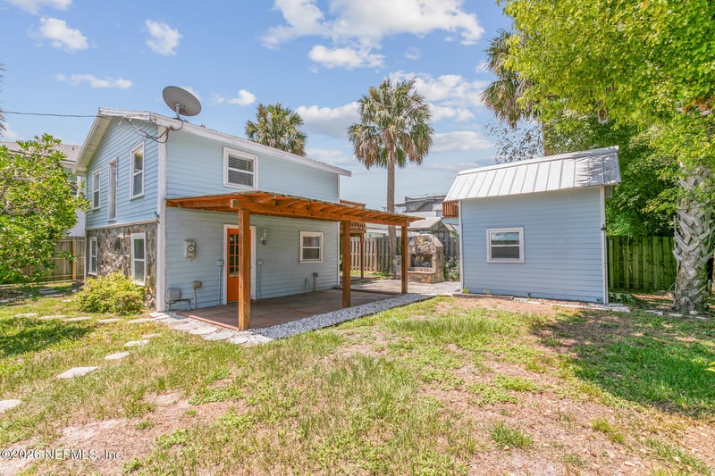 1318 6th St S, Jacksonville Beach, FL 32250