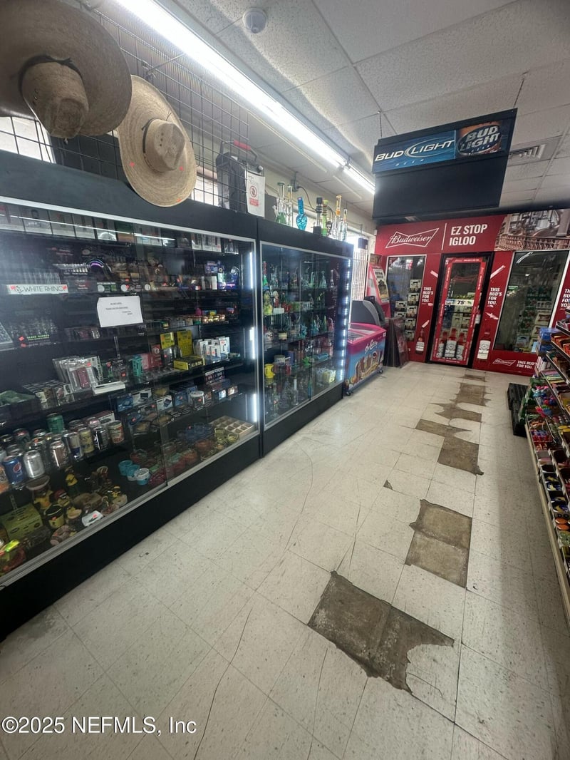 1318 N Orange Ave, Green Cove Springs, FL 32043