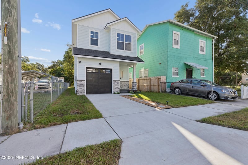 1319 Spearing St, Jacksonville, FL 32206