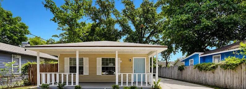 1319 Woods St, Jacksonville, FL 32209