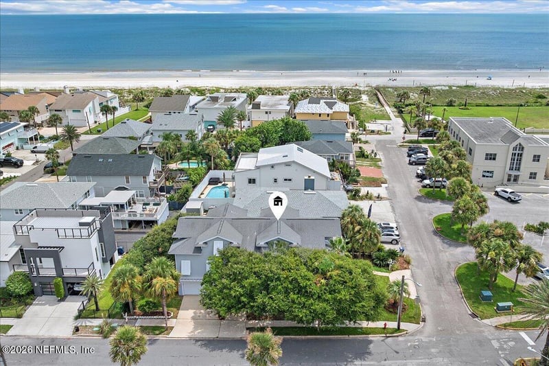 132 Hopkins St, Neptune Beach, FL 32266