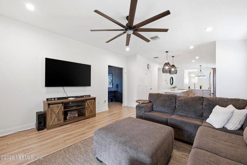 13201 Holsinger Blvd, Jacksonville, FL 32256