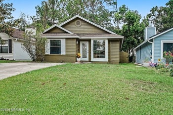 1324 Independence Dr #B, Orange Park, FL 32065