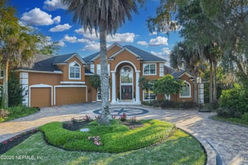 1326 Charter Ct E, Jacksonville, FL 32225