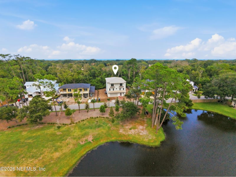 1329 Estrela Ln, Atlantic Beach, FL 32233