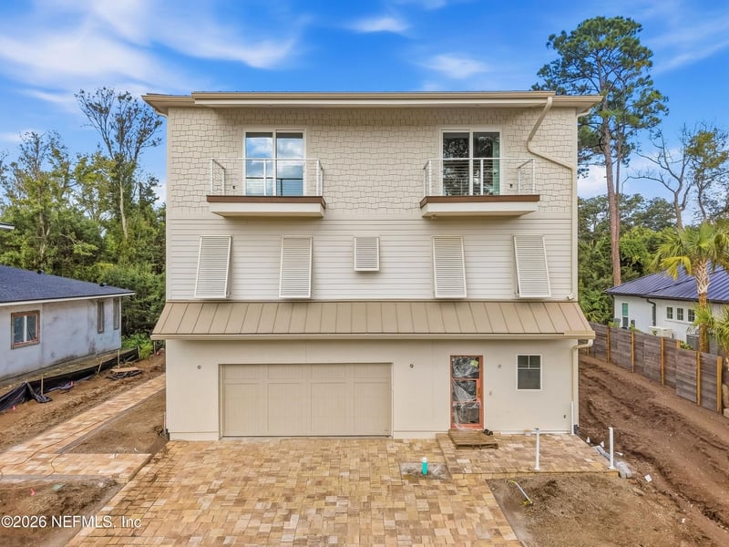 1329 Estrela Ln, Atlantic Beach, FL 32233