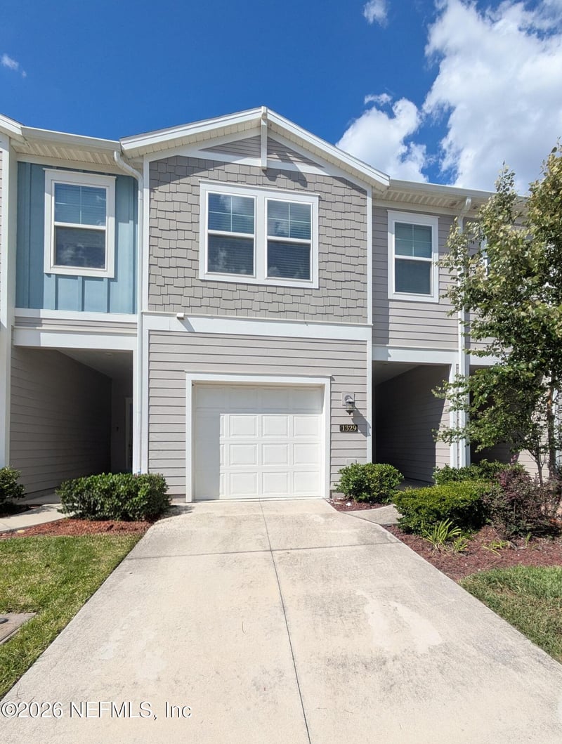 1329 Salt Ridge Ave, Jacksonville, FL 32218
