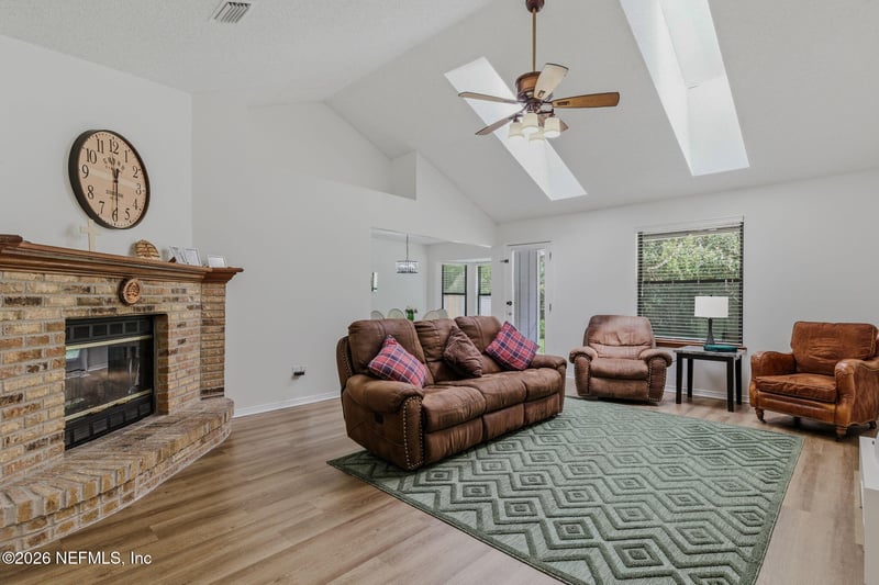1335 Bee St N, Orange Park, FL 32065