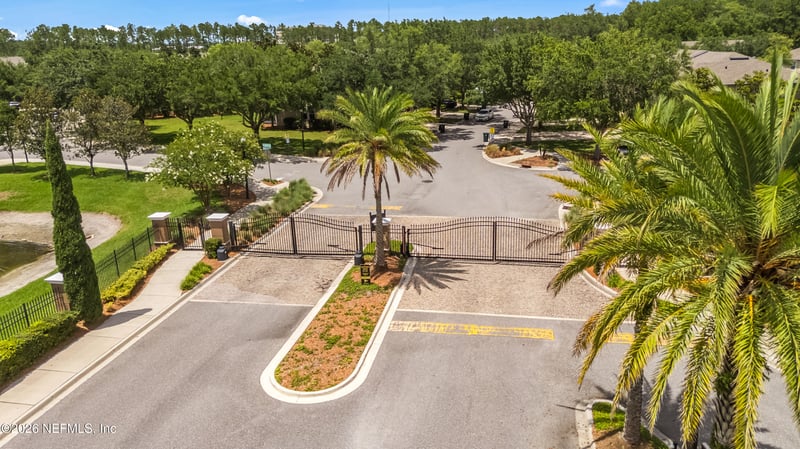 13358 Ocean Mist Dr, Jacksonville, FL 32258