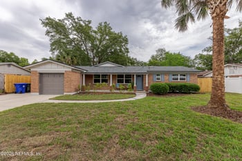 1339 Grove Park Dr, Orange Park, FL 32073